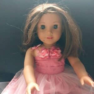 American Girl Doll 2017 Golden Brown Hair Brown Eyes